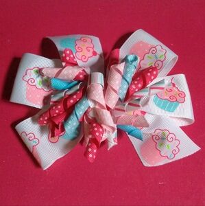Handmade Boutique Cupcake Korker Hair Bow 🧁